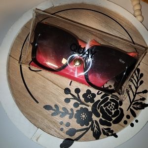 Quay Australia sunnies in ICY